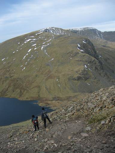 14_29-1.jpg - Steep descent with view to Dollywaggon Pike.